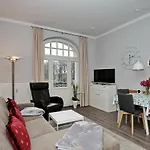 Haus Am Park 26 * Ostseebad Kühlungsborn